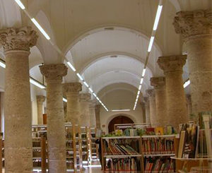 foto interior biblioteca valencia revista literaria galeradas